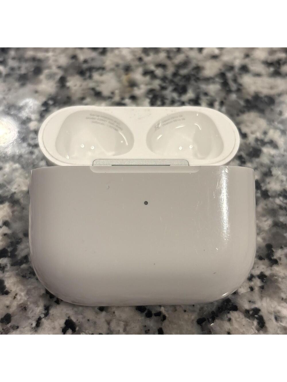Genuine Apple AirPods 3rd Gen Charging Case ONLY A2897 OEM Tested & Working